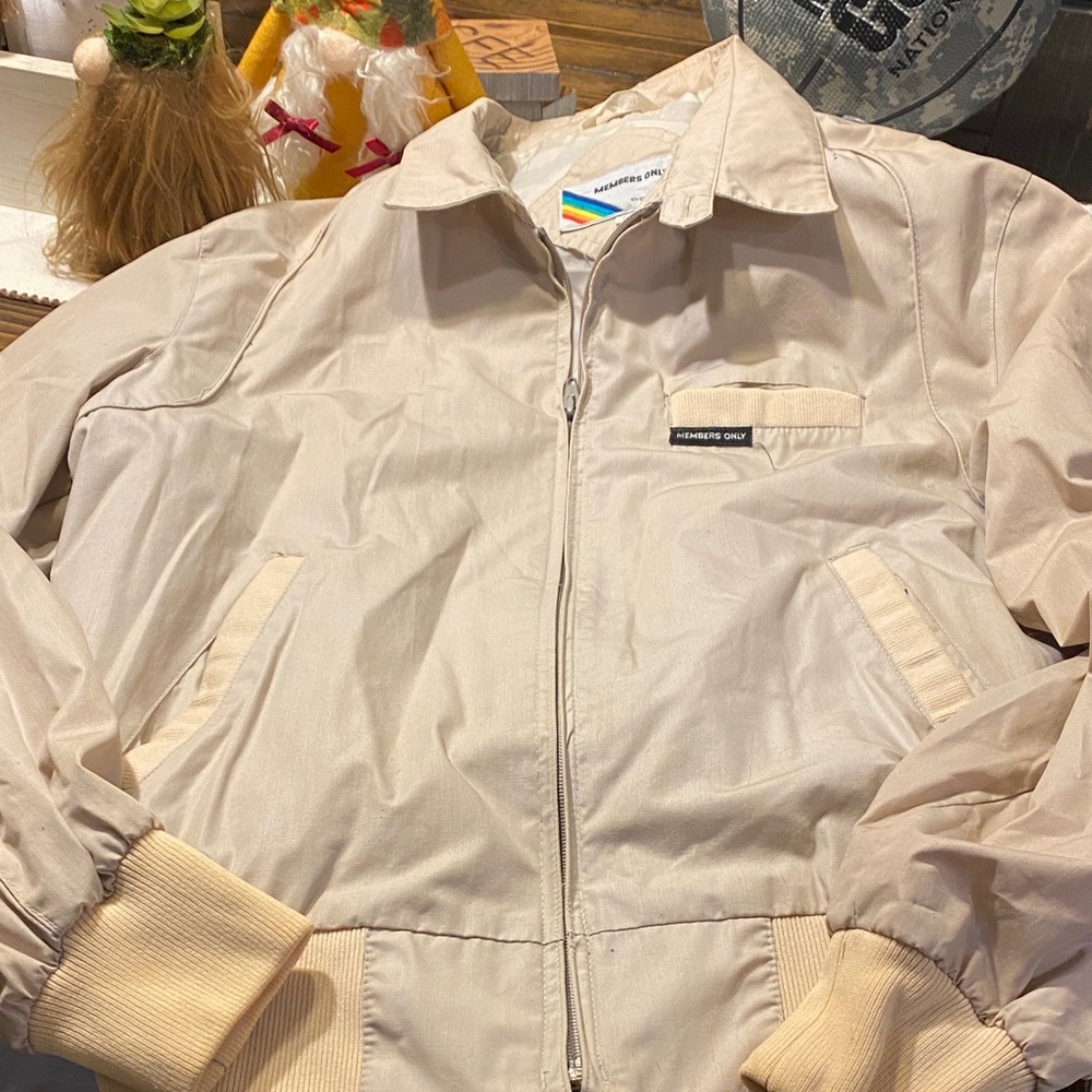 Vintage! Members Only Light Tan Jacket